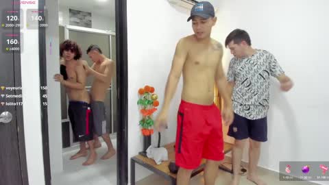 Snapshot of masters_sexx chatting on January 24, 2:51 pm Team Cris Darwin- Fernando- Stiven- David online show from January 24, 2:51 pm