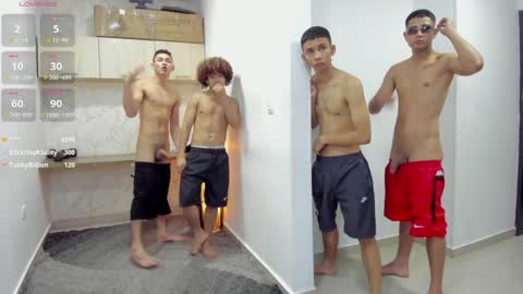 Snapshot of masters_sexx chatting on January 31, 2:39 pm Team Cris Darwin- Fernando- Stiven- David online show from January 31, 2:39 pm