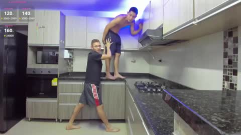 Snapshot of masters_sexx chatting on February 11, 11:21 am Team Cris Darwin- Fernando- Stiven- David online show from February 11, 11:21 am