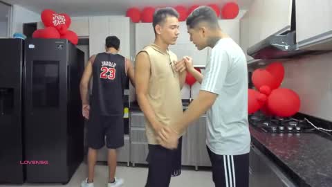 Snapshot of masters_sexx chatting on September 21, 11:23 am Team Cris Darwin- Fernando- Stiven- David online show from September 21, 11:23 am