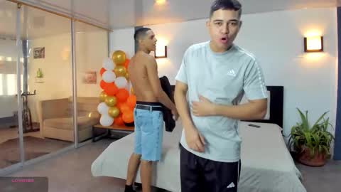 Snapshot of masters_sexx chatting on November 23, 11:21 am Team Cris Darwin- Fernando- Stiven- David online show from November 23, 11:21 am