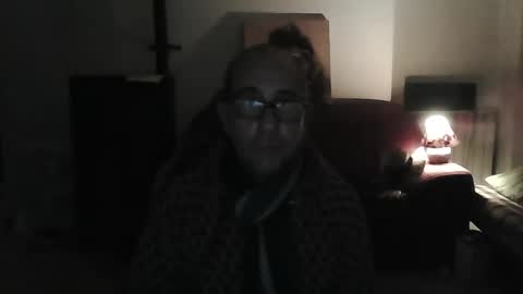 Snapshot of mat11efou chatting on March 1, 9:15 pm mat11efou online show from March 1, 9:15 pm