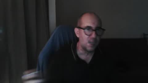 Snapshot of mat11efou chatting on November 15, 6:37 pm mat11efou online show from November 15, 6:37 pm