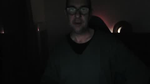 Snapshot of mat11efou chatting on December 4, 2:21 am mat11efou online show from December 4, 2:21 am