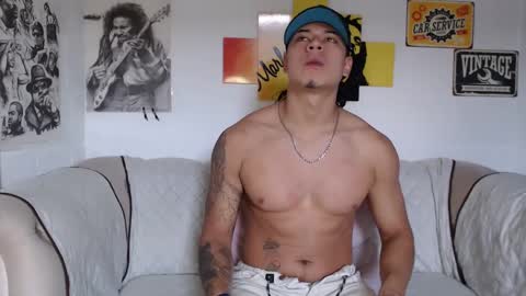 Snapshot of mat_kush chatting on January 26, 10:13 pm Matt online show from January 26, 10:13 pm