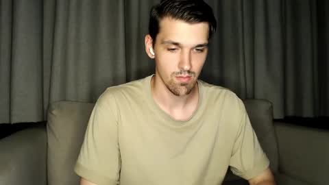 mateo_zeus online show from December 5, 2:22 pm