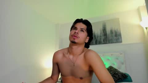 Mathew online show from October 21, 7:03 pm