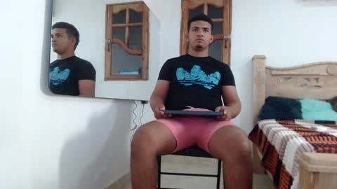 Snapshot of mathews__ chatting on November 16, 3:56 am mathews__ online show from November 16, 3:56 am