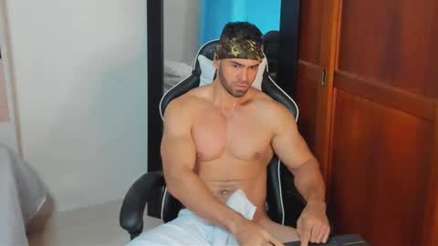 mathews_smith online show from October 8, 11:52 am