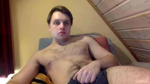 Snapshot of matko1492 chatting on February 19, 8:52 pm matko1492 online show from February 19, 8:52 pm