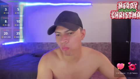 Snapshot of mattcoom chatting on December 25, 4:43 pm Matt Coom Independent model online show from December 25, 4:43 pm