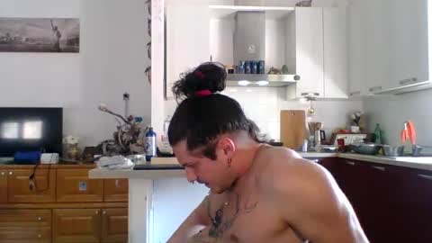 Snapshot of matteushh87 chatting on March 7, 10:35 am matteushh87 online show from March 7, 10:35 am