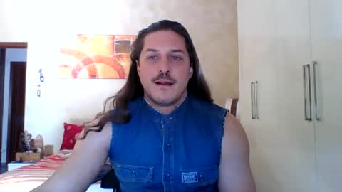 Snapshot of matteushh87 chatting on October 27, 10:19 am matteushh87 online show from October 27, 10:19 am