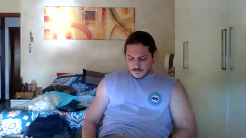 Snapshot of matteushh87 chatting on November 5, 10:37 am matteushh87 online show from November 5, 10:37 am