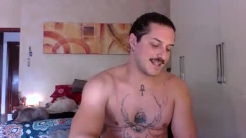 Snapshot of matteushh87 chatting on November 8, 9:42 am matteushh87 online show from November 8, 9:42 am