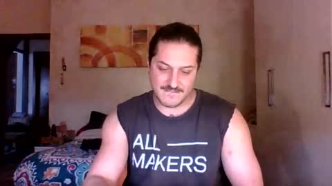 Snapshot of matteushh87 chatting on November 27, 10:39 am matteushh87 online show from November 27, 10:39 am