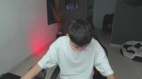 mattias     online show from February 2, 3:43 am