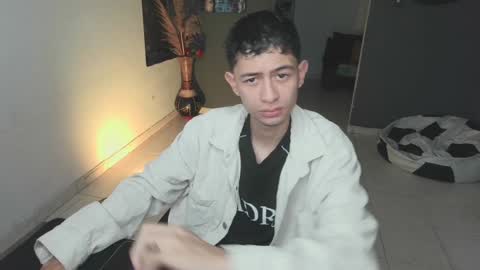 mattias     online show from February 3, 10:47 am