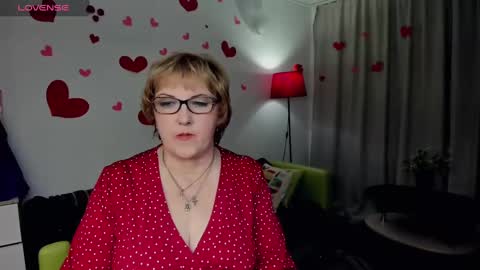 Lana online show from February 1, 6:51 pm