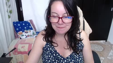 Sonia online show from December 16, 3:32 pm