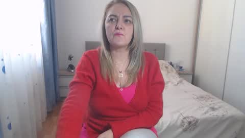 maturediana online show from February 25, 10:26 am