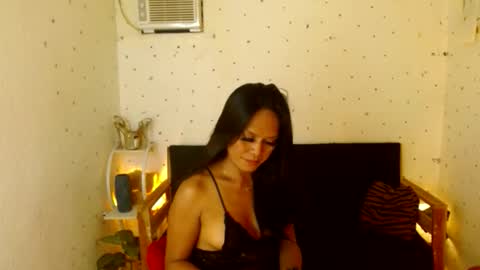 Snapshot of maturity_mommy_intown chatting on September 29, 8:08 am maturity_mommy_intown online show from September 29, 8:08 am