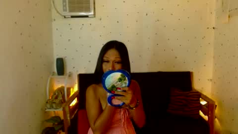 Snapshot of maturity_mommy_intown chatting on October 6, 10:02 am maturity_mommy_intown online show from October 6, 10:02 am