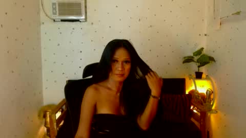 Snapshot of maturity_mommy_intown chatting on October 12, 9:30 am maturity_mommy_intown online show from October 12, 9:30 am