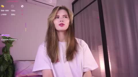 Lily online show from October 29, 5:25 pm