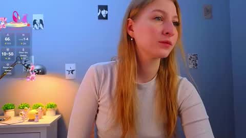 Snapshot of maureencoombs chatting on November 16, 4:07 am maureencoombs online show from November 16, 4:07 am