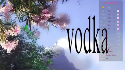 Snapshot of mavis_crystal chatting on November 8, 10:08 pm Mavis online show from November 8, 10:08 pm