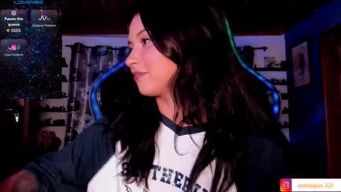 Hilary online show from October 22, 1:17 am