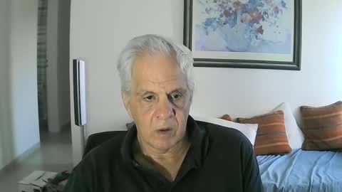 Snapshot of max_2017 chatting on February 5, 10:44 pm max_2017 online show from February 5, 10:44 pm