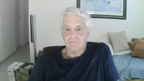 Snapshot of max_2017 chatting on February 7, 8:31 pm max_2017 online show from February 7, 8:31 pm