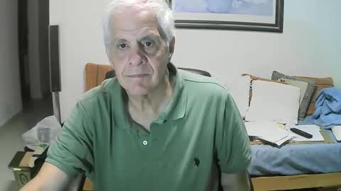 Snapshot of max_2017 chatting on September 22, 11:29 pm max_2017 online show from September 22, 11:29 pm