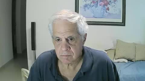 Snapshot of max_2017 chatting on November 30, 10:14 pm max_2017 online show from November 30, 10:14 pm