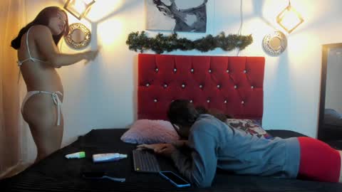 Max  Ashley online show from December 28, 12:45 pm