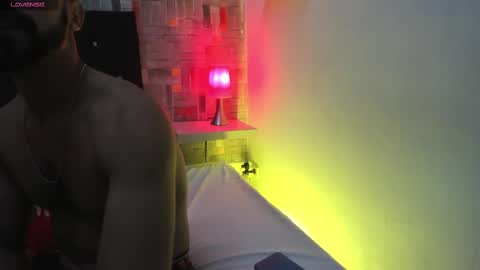 Max  Ashley online show from March 4, 12:55 pm