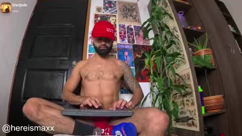 Max Follow me IGX hereismaxx online show from January 23, 9:18 am