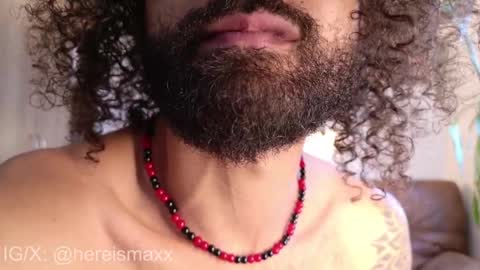 Max Follow me IGX hereismaxx online show from November 18, 6:01 pm