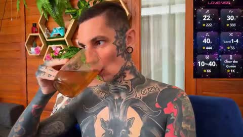    online show from December 24, 2:43 am