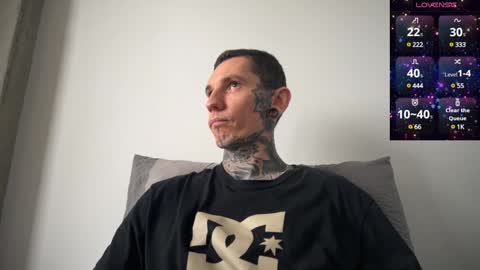    online show from February 4, 11:38 am