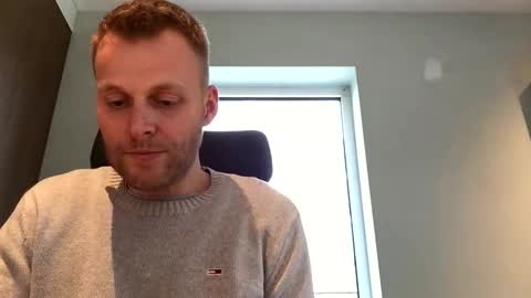 Max take off clothes online show from December 18, 1:02 pm