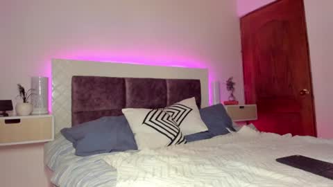 Max online show from January 27, 12:16 pm