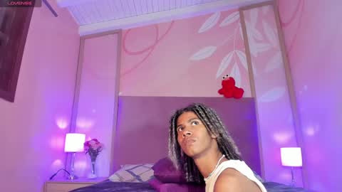 maxim online show from February 4, 9:07 am