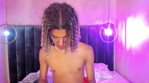 maxim online show from March 8, 9:28 am