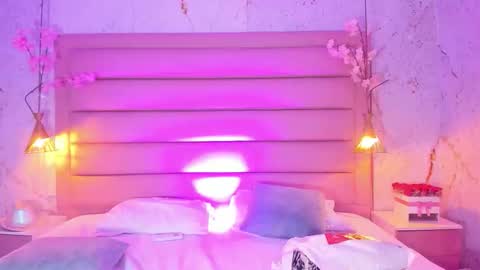 maxim online show from September 23, 2:36 am