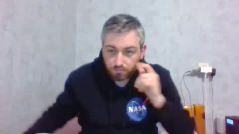 Snapshot of maximefrxx chatting on January 6, 7:24 pm Maxime online show from January 6, 7:24 pm