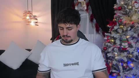 Maximo online show from December 14, 3:29 am