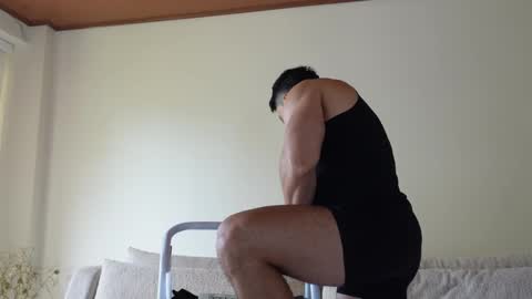 Snapshot of maximohoot chatting on February 28, 7:25 pm Sebastian online show from February 28, 7:25 pm